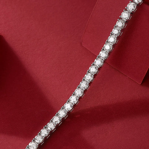 Luxury S925 Silver Moissanite Tennis Bracelet Elegant Sparkling Design