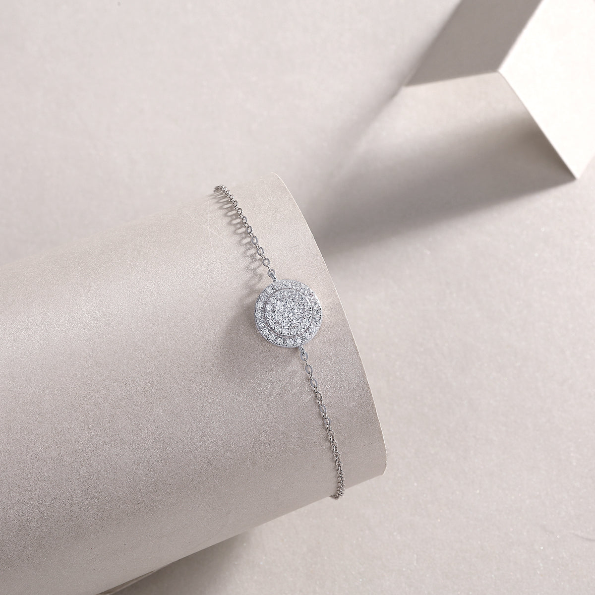 S925 Silver Moissanite Circle Pendant Bracelet Elegant Fine Jewelry