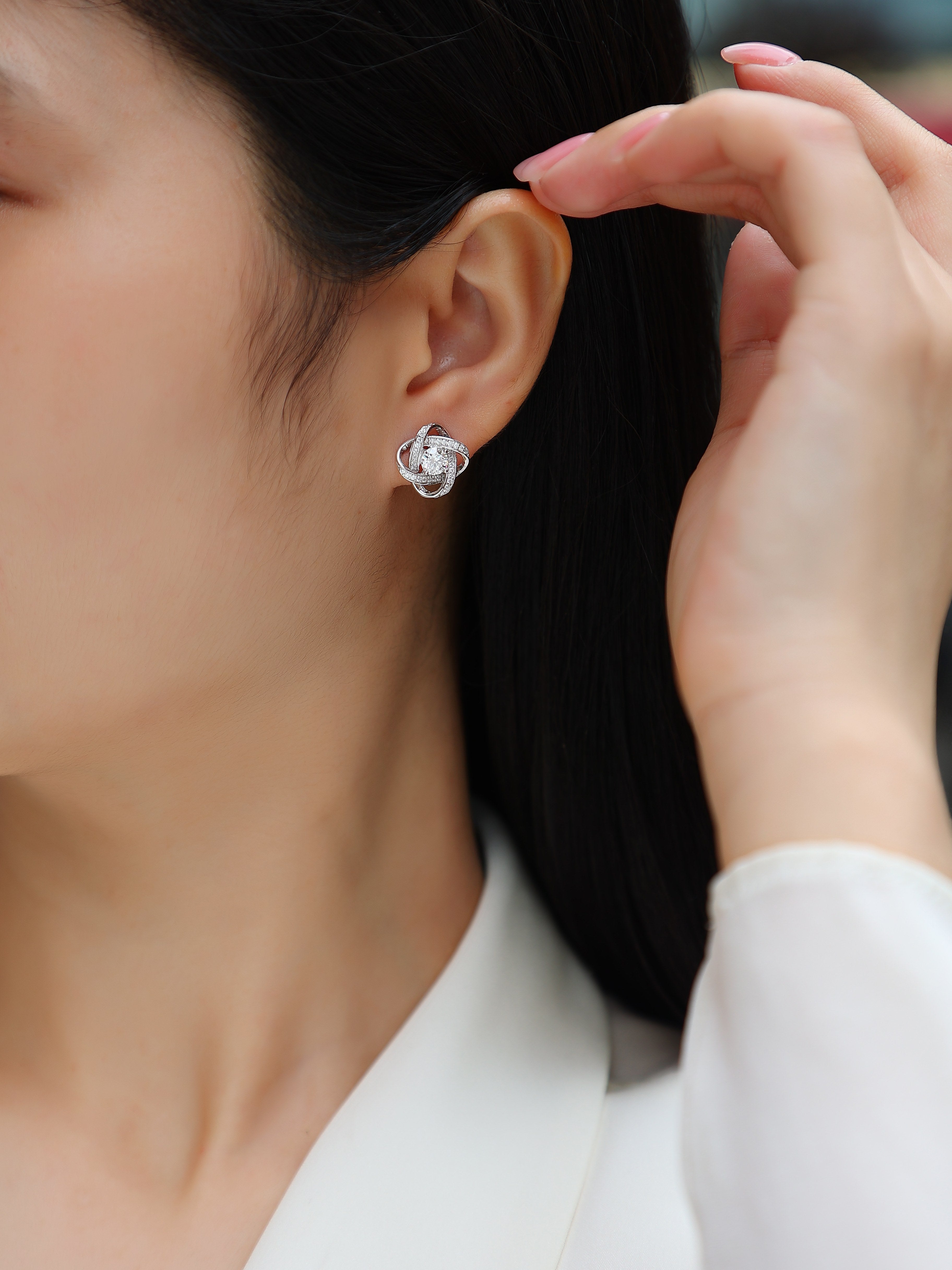 1Hope Beam S925 Sterling Silver Moissanite Stud Earrings Elegant Fashion Jewelry