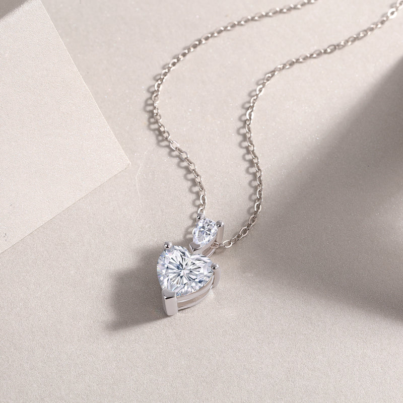 Heart-Shaped Moissanite Pendant Necklace in S925 Sterling Silver - 5