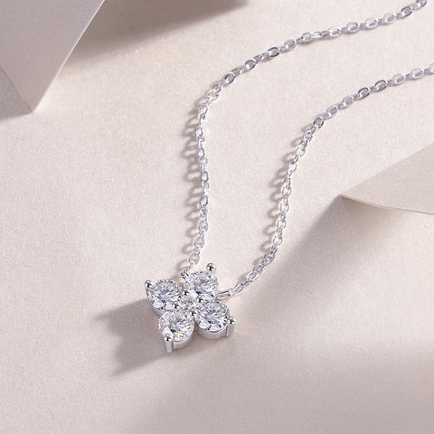S925 Sterling Silver Four-Leaf Clover Moissanite Pendant Necklace