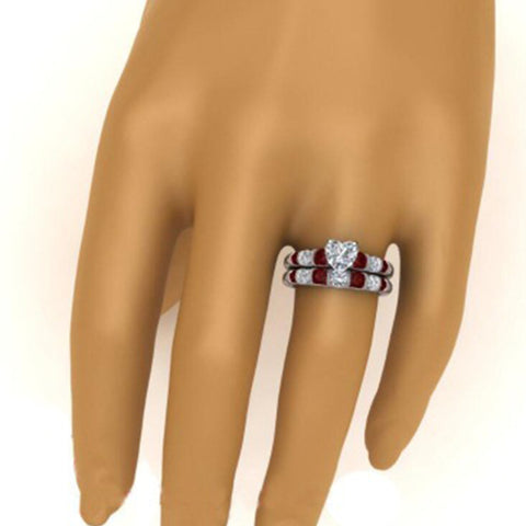 Bold Fashion Ring Set with Heart-Shaped Diamonds