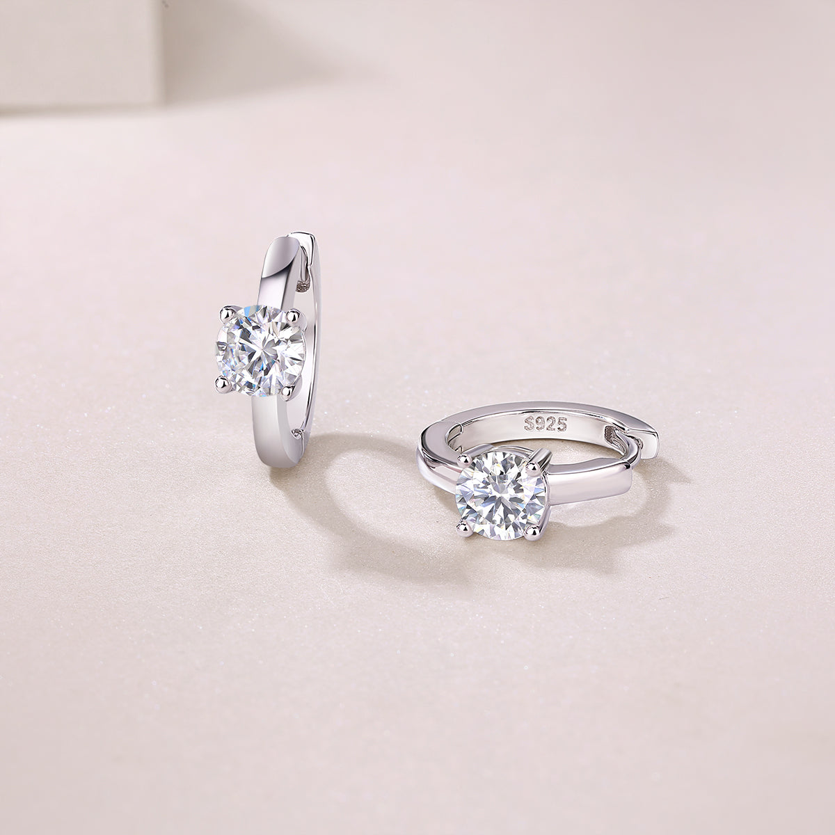 S925 Silver Moissanite Stud Earrings 0.5 Carat Elegant Luxury Design