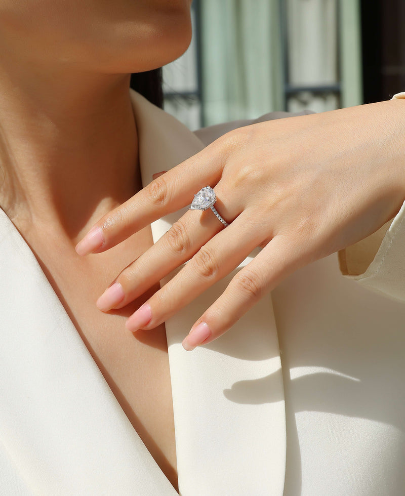 Pear-Shaped Moissanite Ring in S925 Sterling Silver Elegant Fashion Jewelry - 4