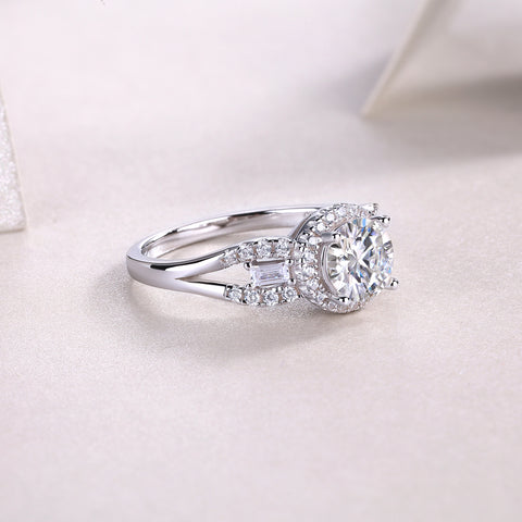 S925 Silver Moissanite Wedding Ring with Large 1 Carat Center Stone
