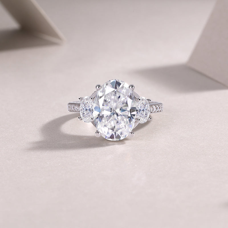 1Crown Of Radiance Moissanite S925 Sterling Silver Oval Cut Ring - 3