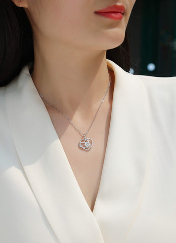 1-Carat Moissanite Heart Pendant Necklace in S925 Sterling Silver with Platinum Plating