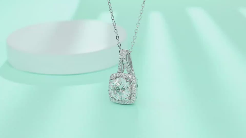1Small Square Diamond - A Fashionable And Luxurious Diamond Jewelry Piece Set With 2-carat Moissanite S925 Sterling Silver And Platinum-plated Pendant Prohibit Tk Sales