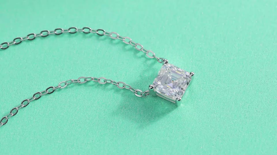 1Eternal - A Fashionable And Luxurious Diamond Jewelry Pendant Set With Square Moissanite S925 Sterling Silver Prohibit TikTok sales