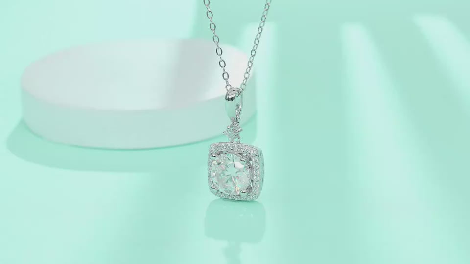 1Innocence - A Fashionable And Luxurious Diamond Jewelry Piece Set With 2-carat Moissanite S925 Sterling Silver And Platinum-plated Pendant Prohibit Tk Sales